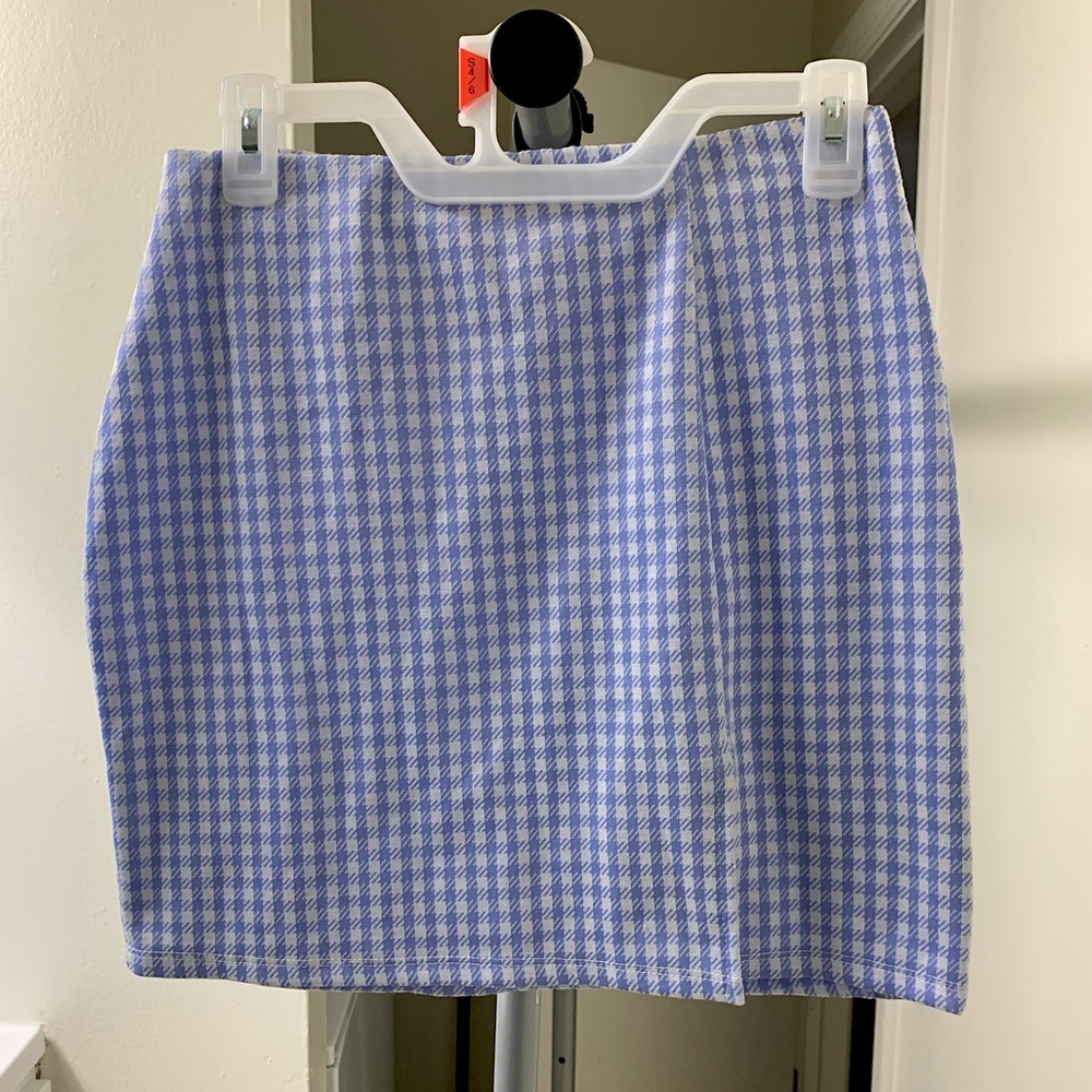 Light Purple and White Checkered Mini Skirt | Size: M